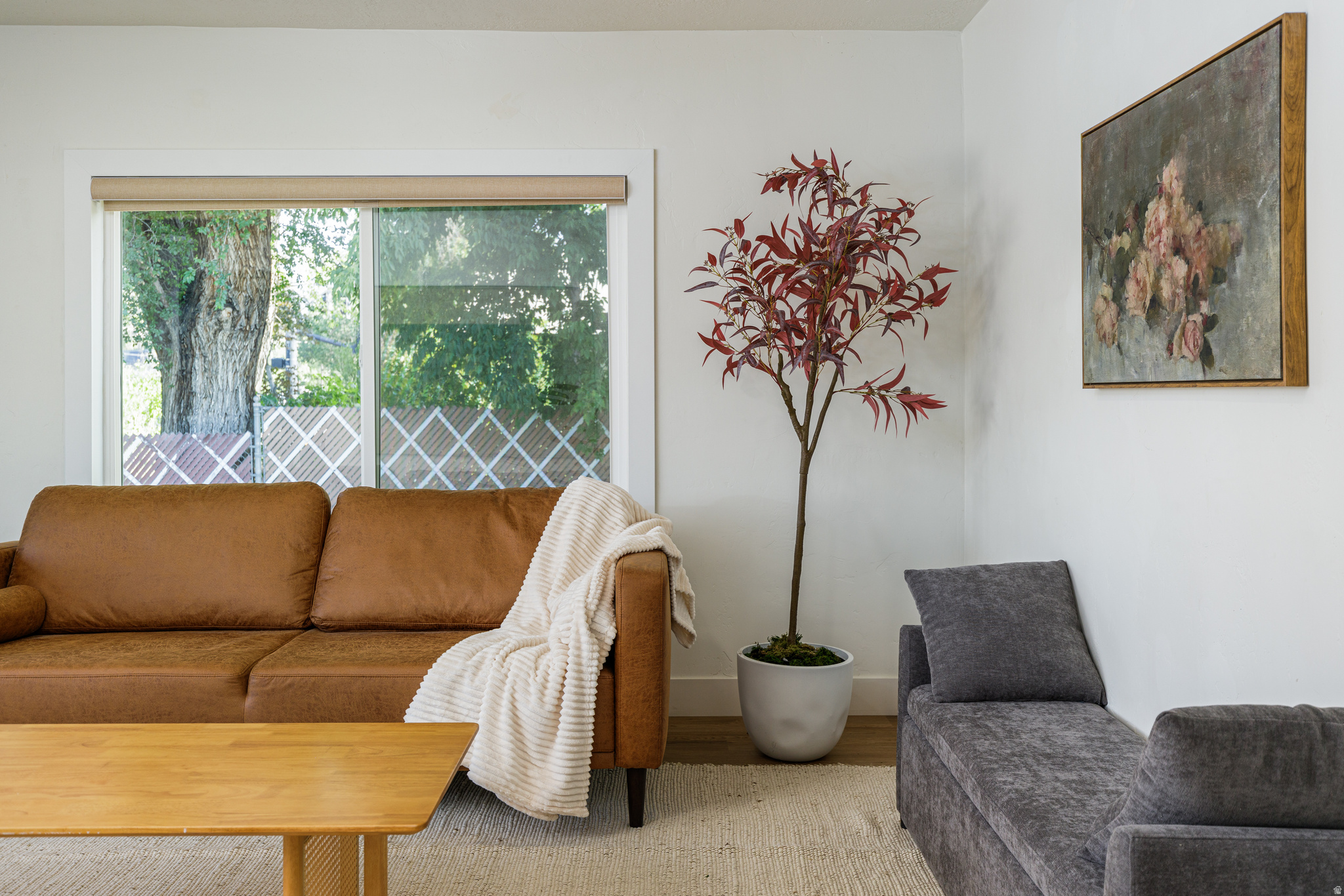 THOMPSON'S SUB - Residential