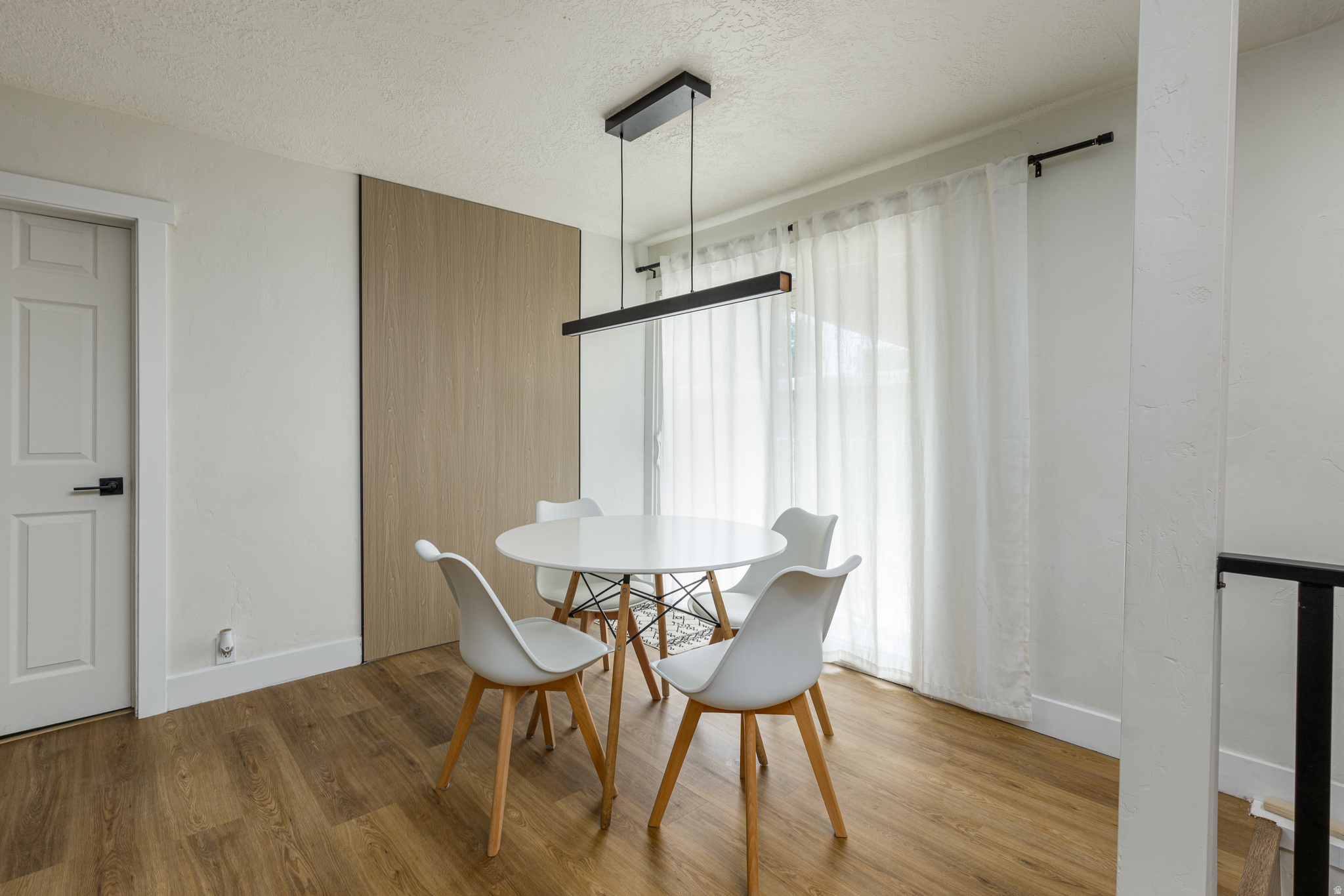 THOMPSON'S SUB - Residential