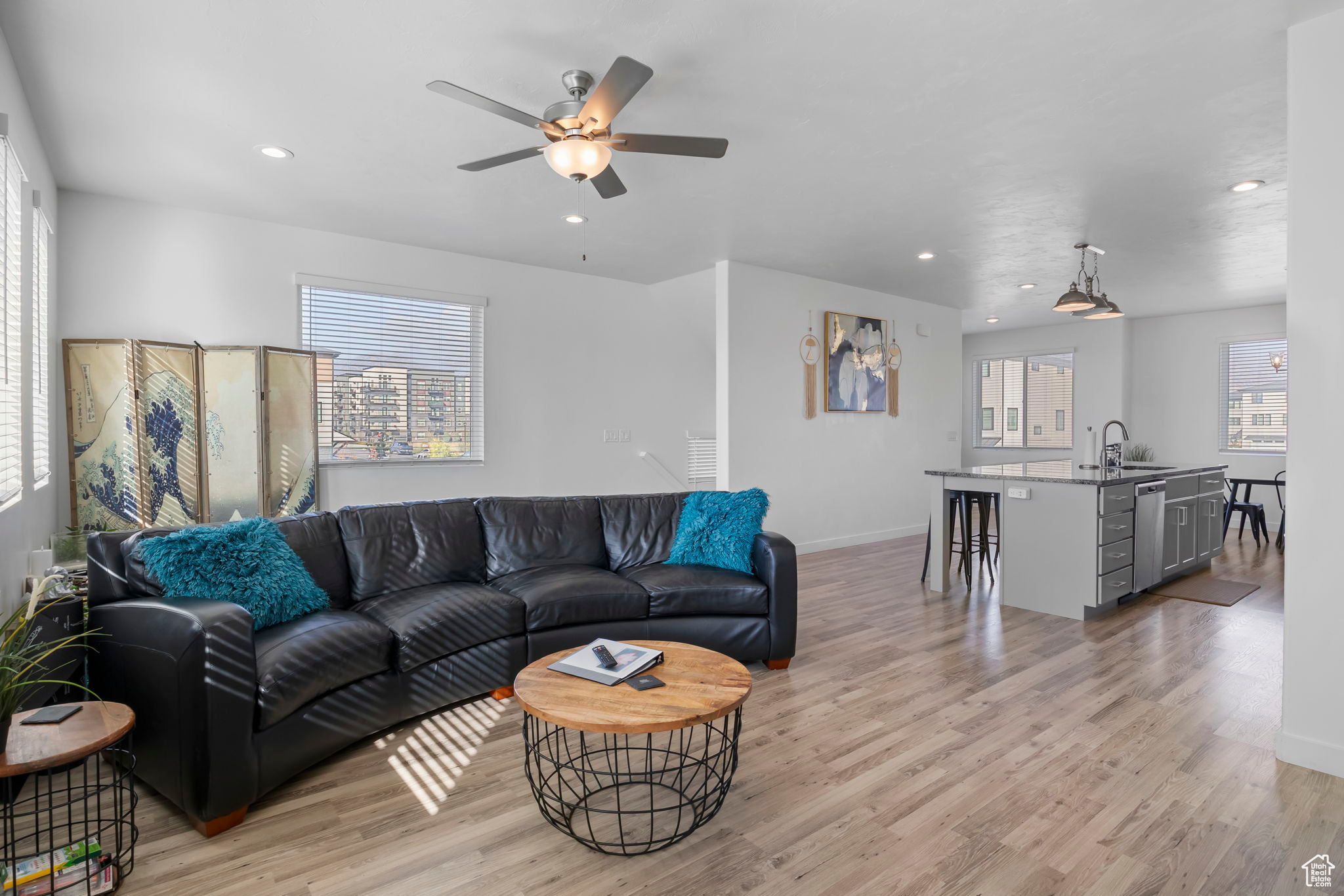 LAKESHORE LANDING - Residential