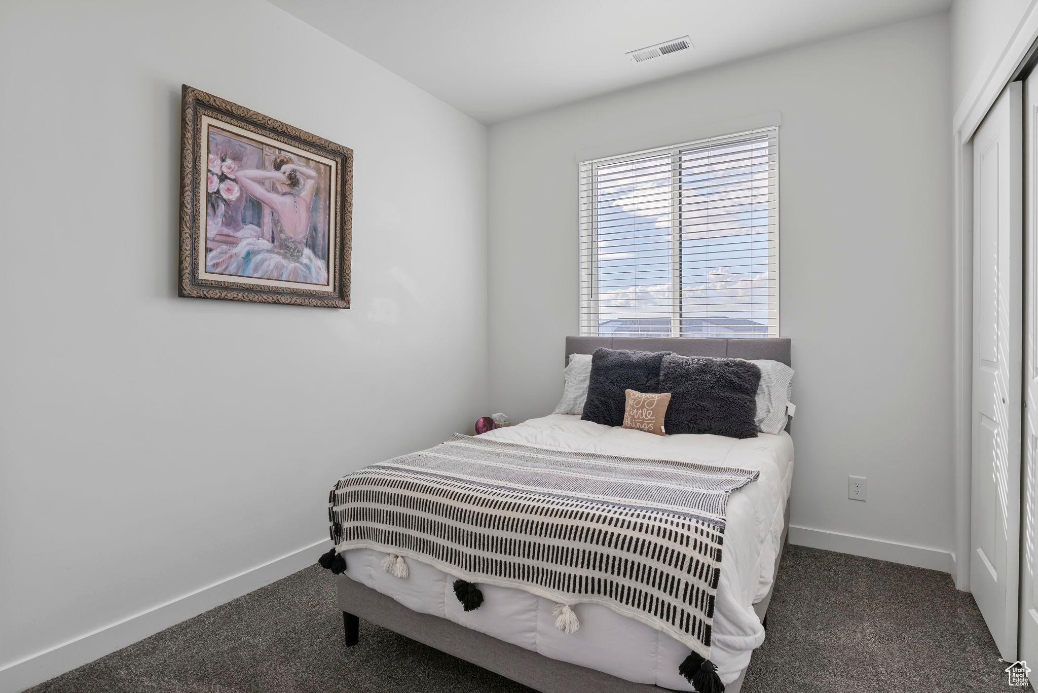 LAKESHORE LANDING - Residential