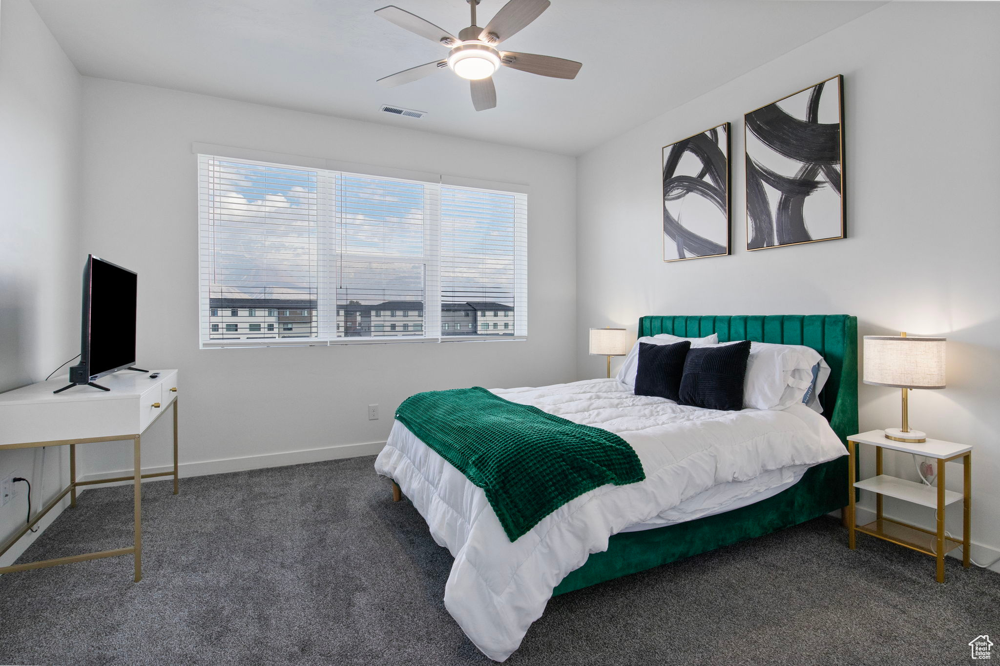 LAKESHORE LANDING - Residential