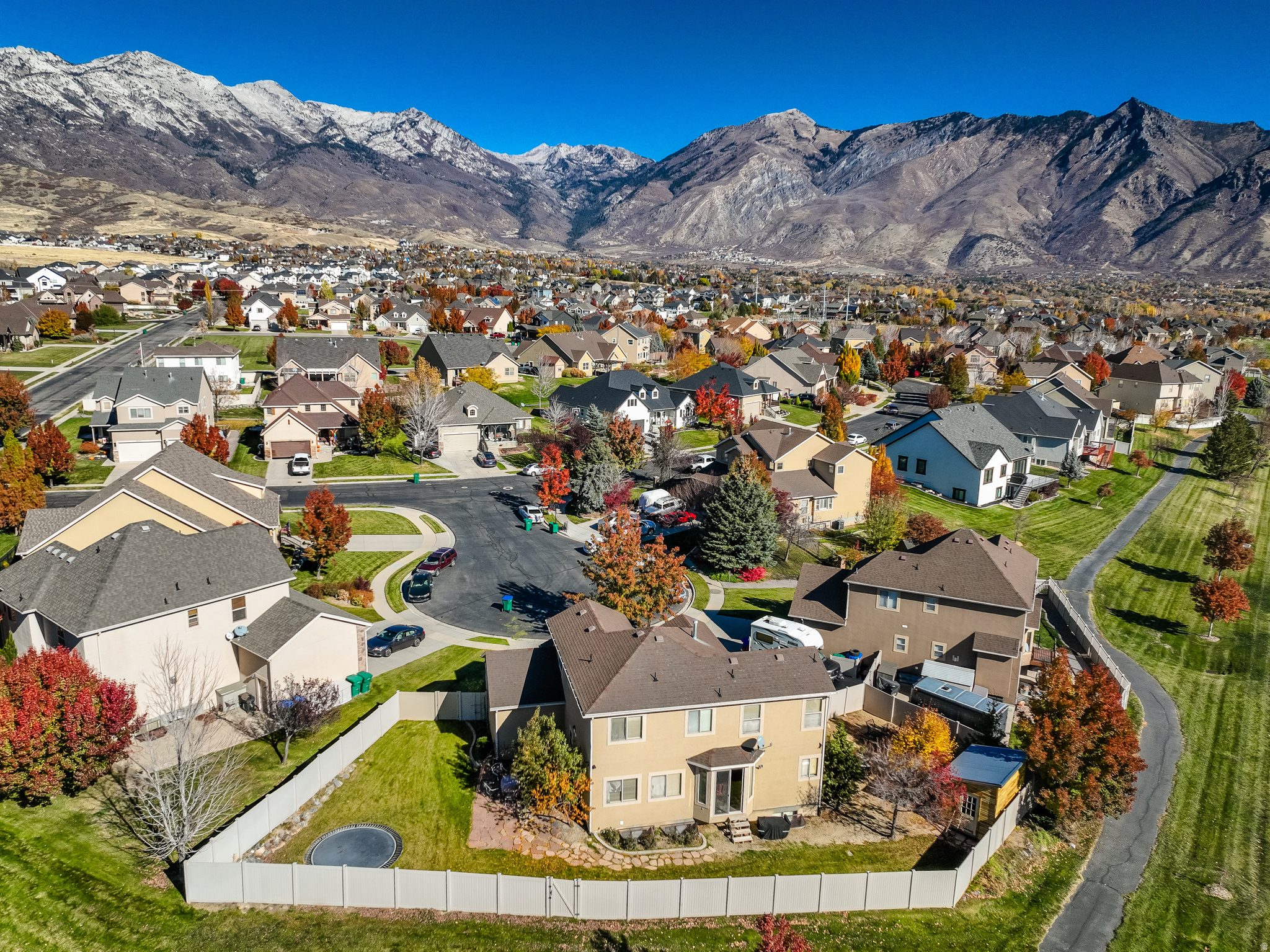 HIGHLAND HILLS - Residential