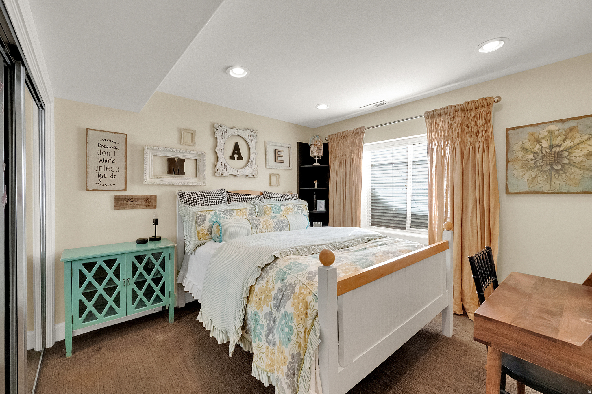 HIGHLAND HILLS - Residential