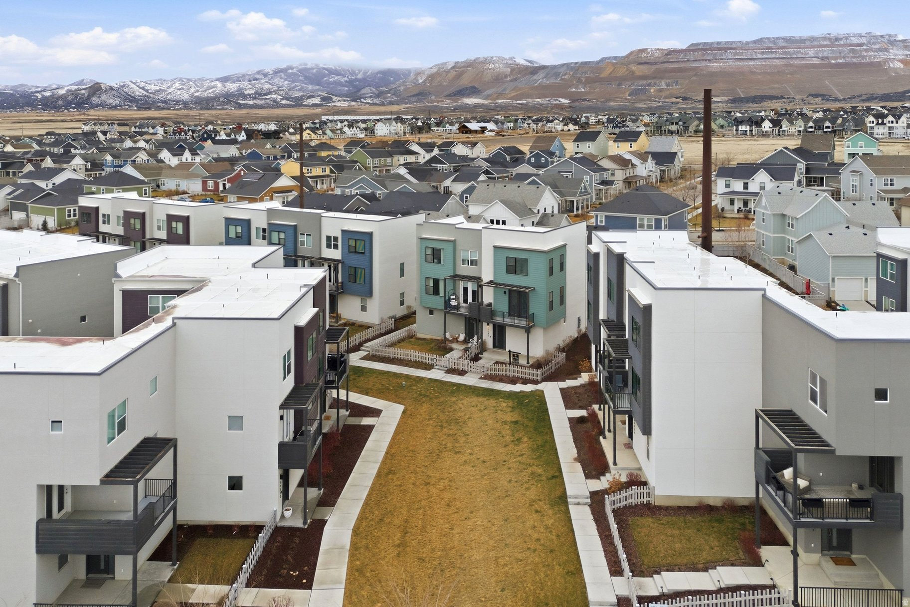 DAYBREAK VILLAGE 8 - Residential