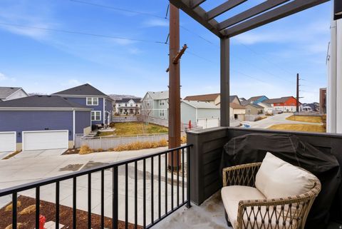 Tiny photo for 11358 S WILLOW WALK DR, South Jordan, UT 84009 (MLS # 2142028)