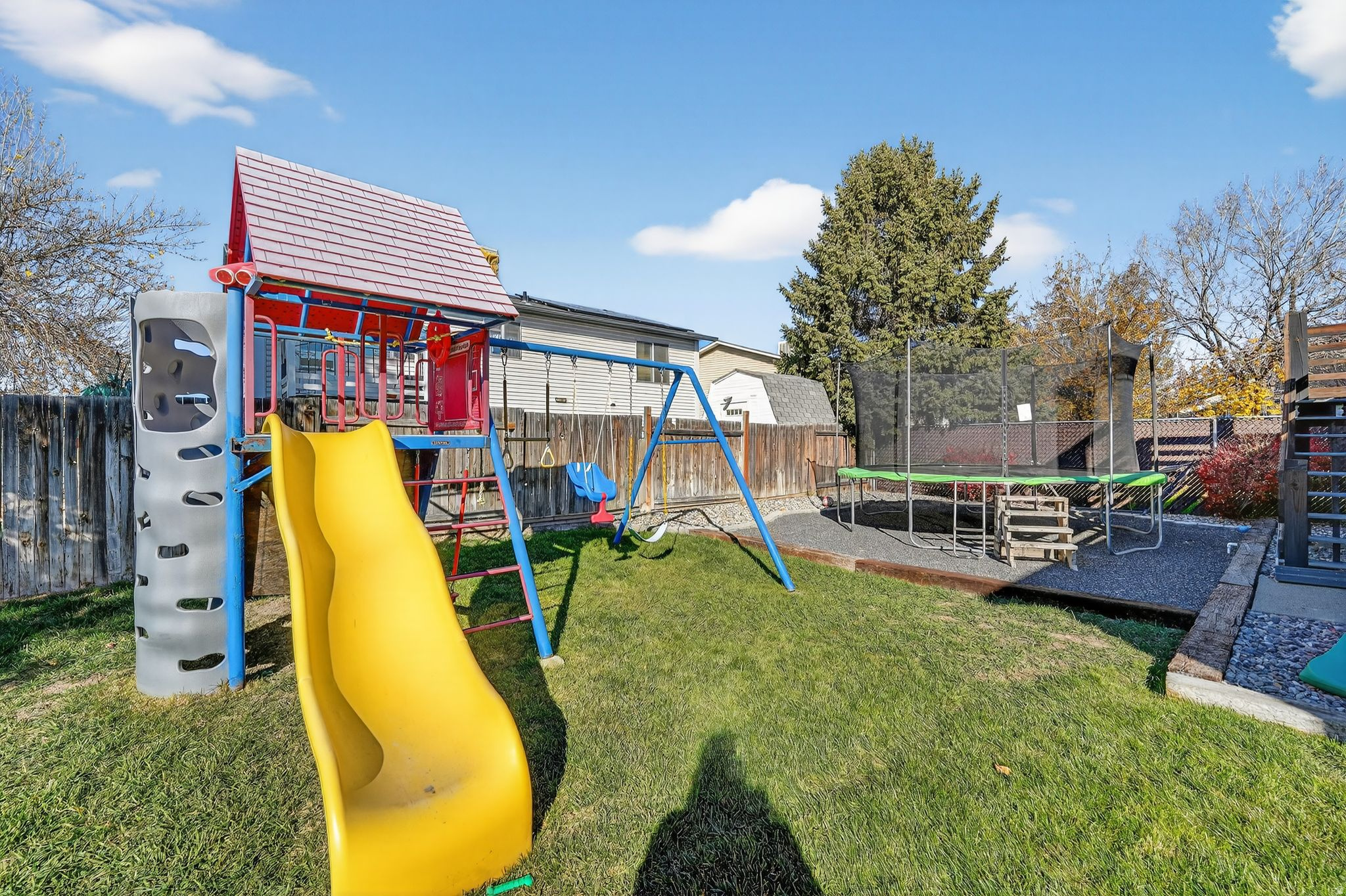 WOOD COV E PARK - Residential