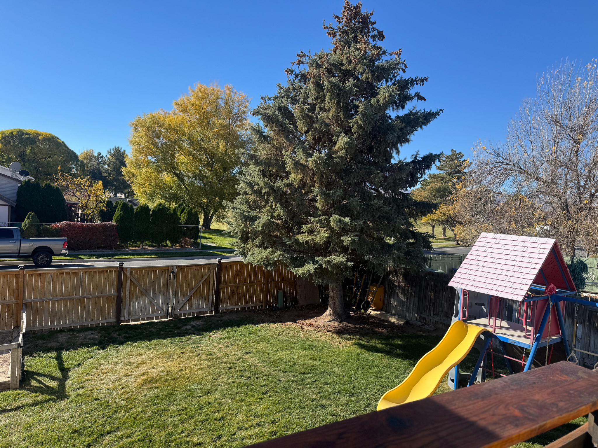 WOOD COV E PARK - Residential