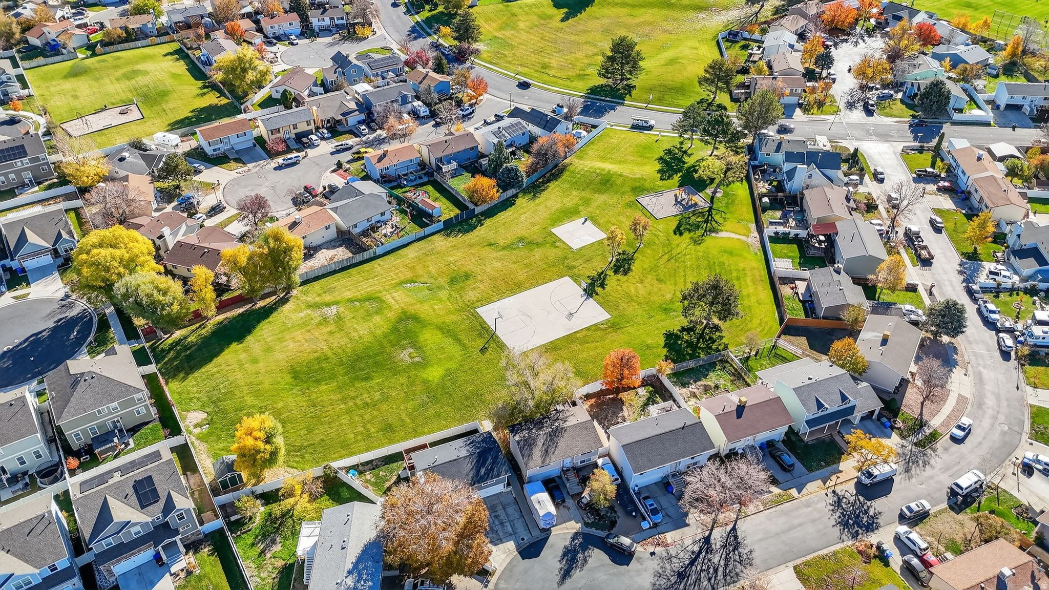 WOOD COV E PARK - Residential