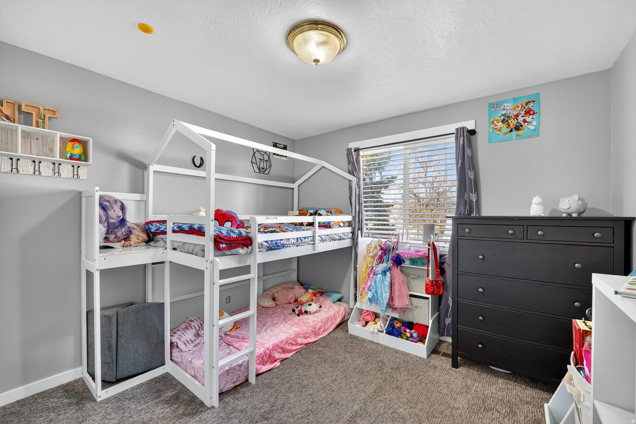 WOOD COV E PARK - Residential