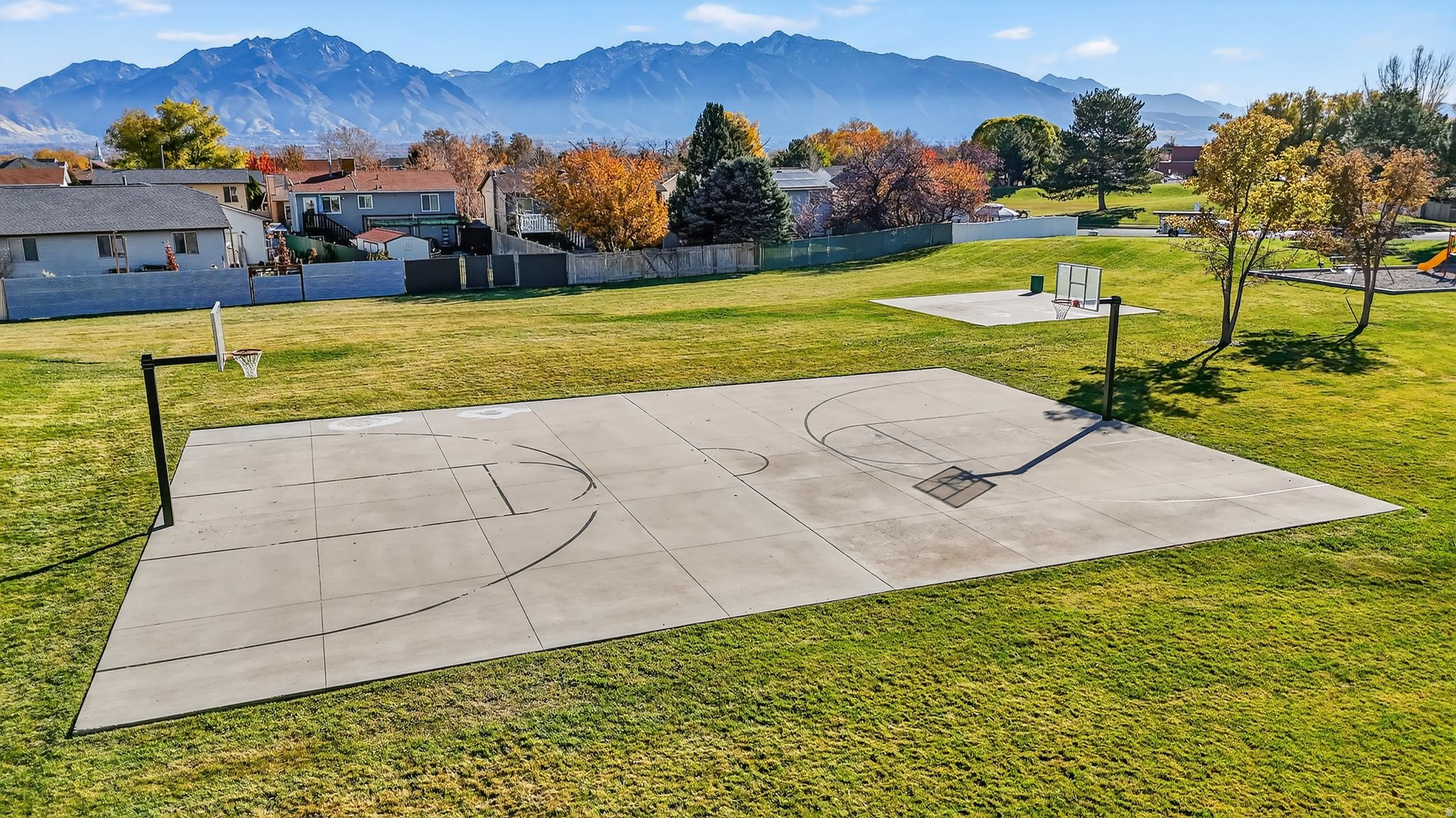 WOOD COV E PARK - Residential