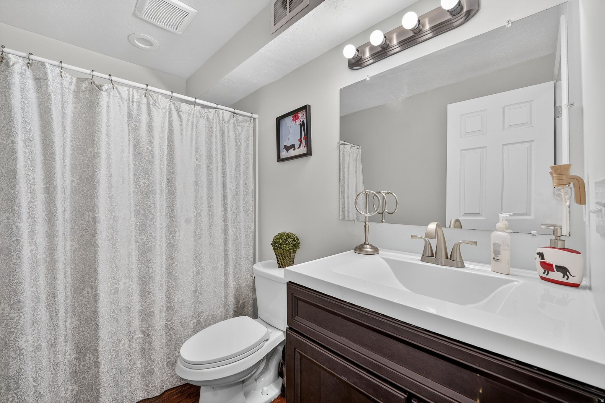 WOOD COV E PARK - Residential