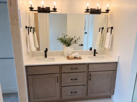 Tiny photo for 773 S GREENWAY DR #49, Springville, UT 84663 (MLS # 2159038)