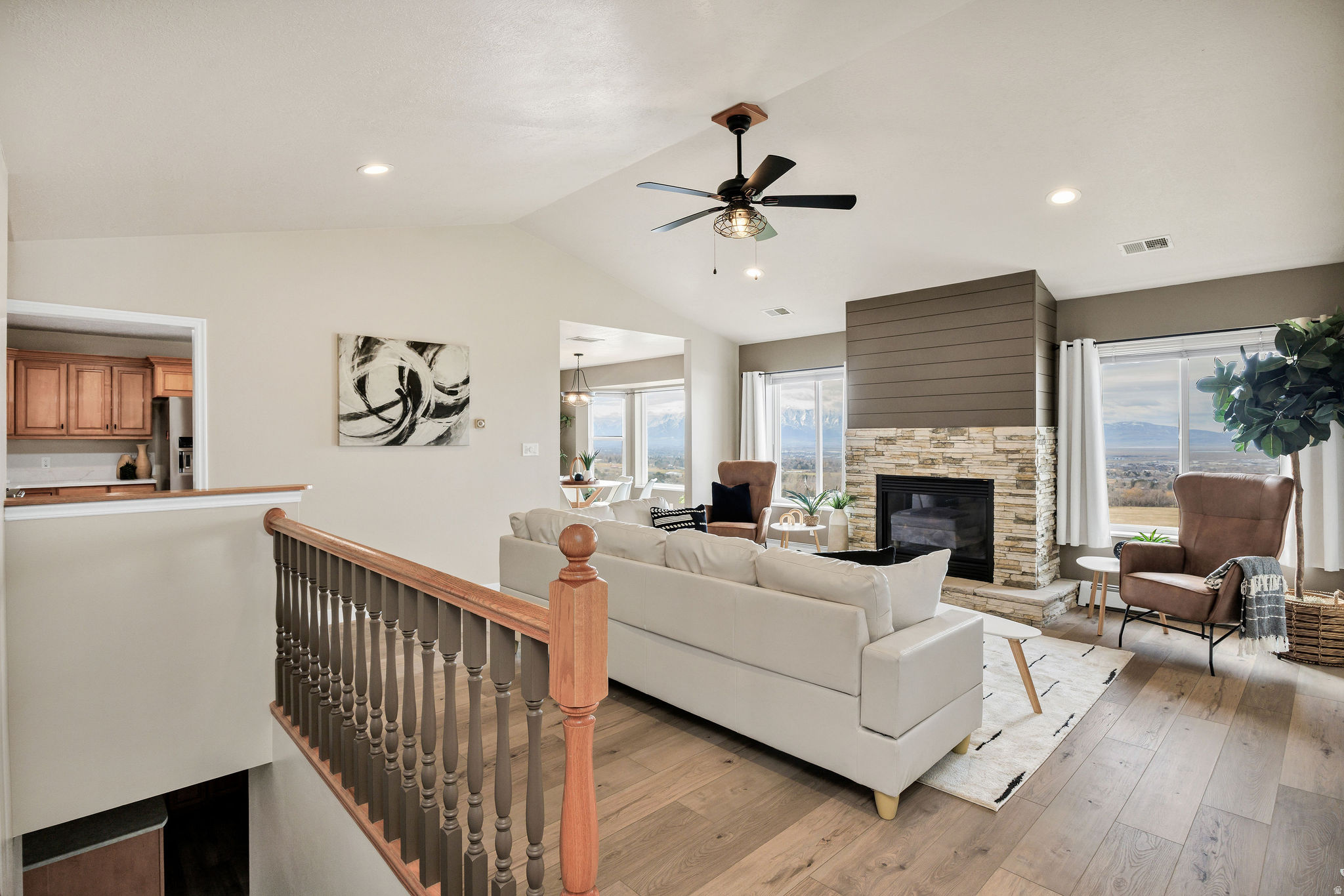 CANYON RIDGE - Residential