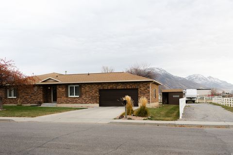 Tiny photo for 845 W 400 N, Payson, UT 84651 (MLS # 2127722)