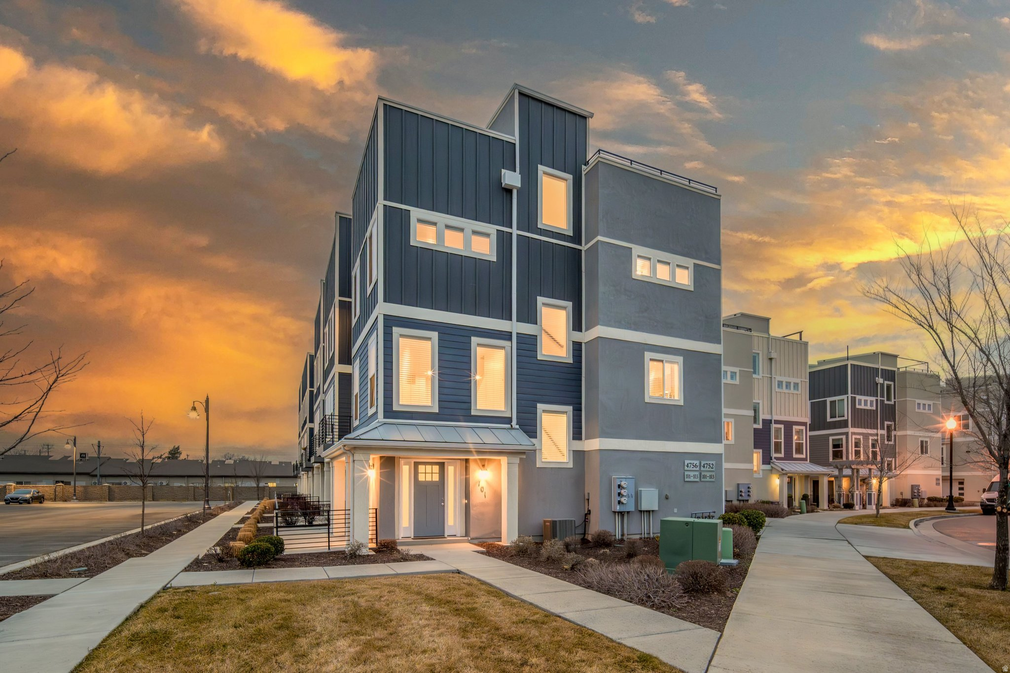 GRANTON SQUARE - Residential