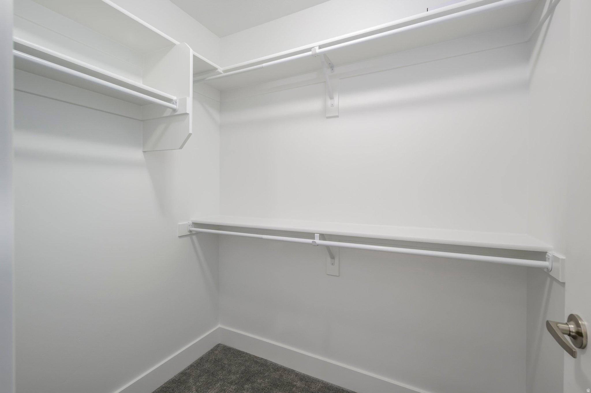 GRANTON SQUARE - Residential