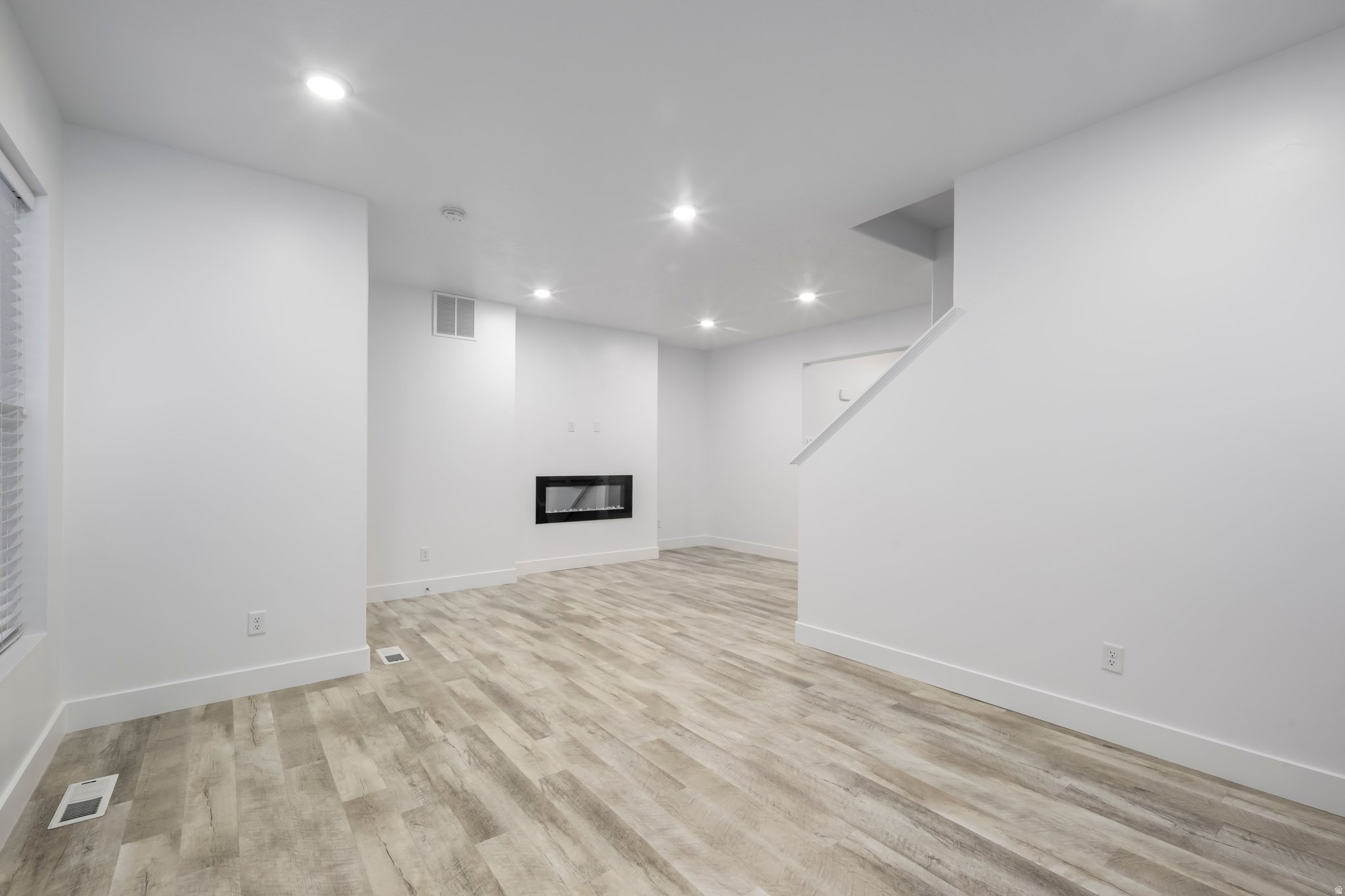 GRANTON SQUARE - Residential