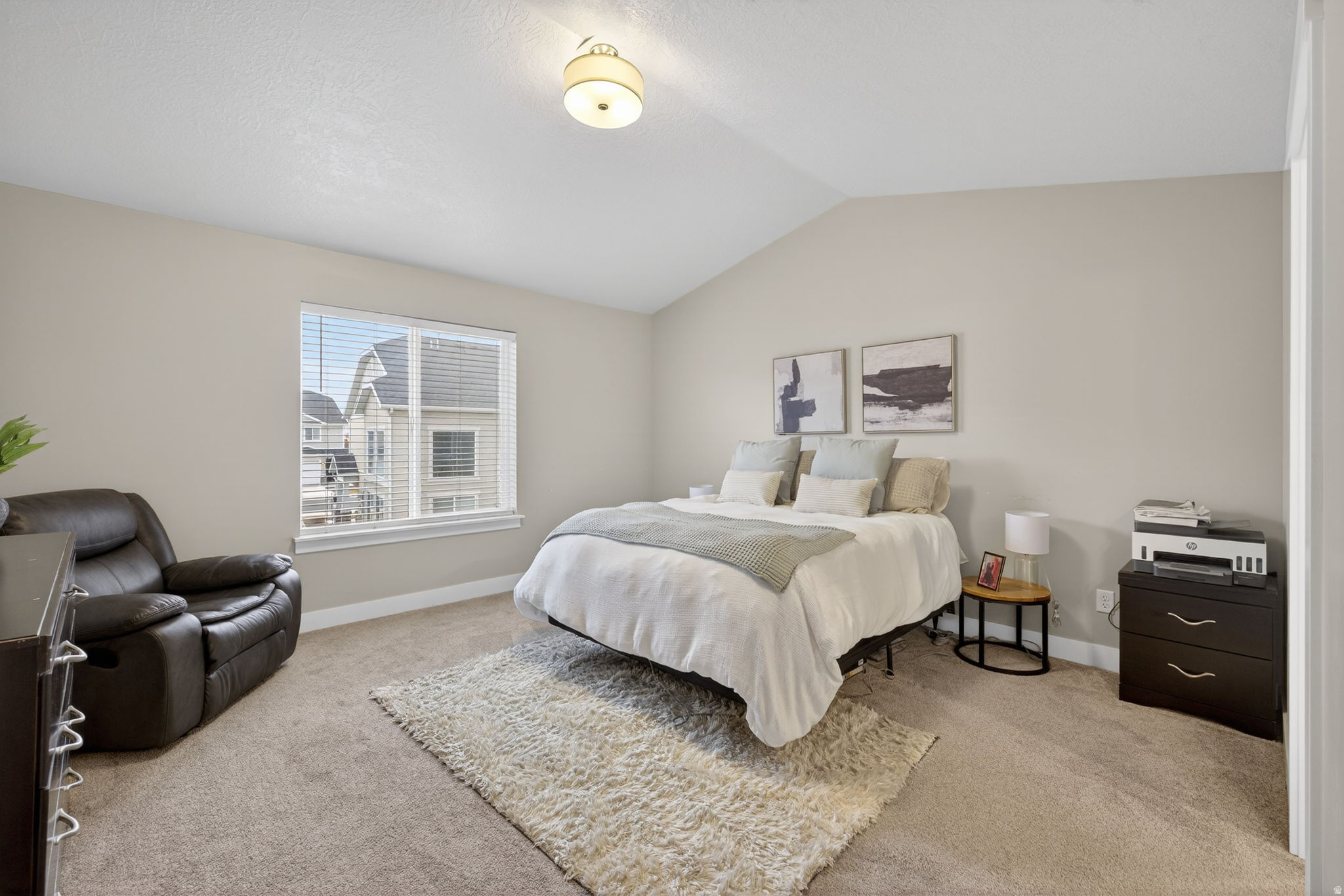 LAKEVIEW - Residential