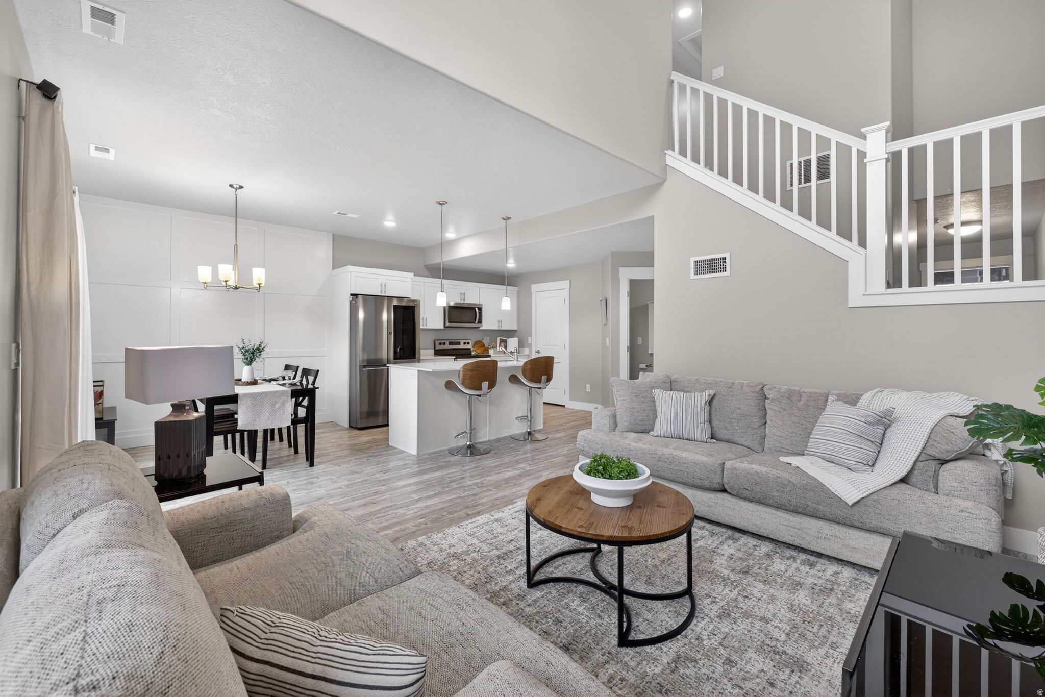 LAKEVIEW - Residential