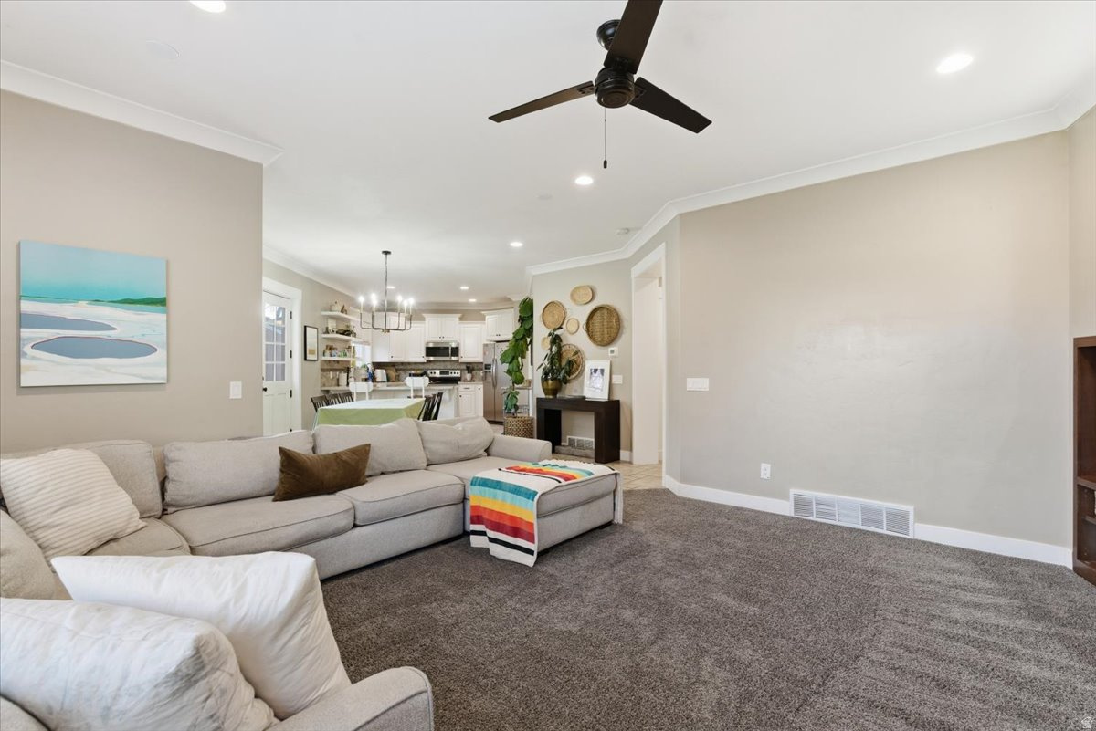 WILD HORSE - Residential