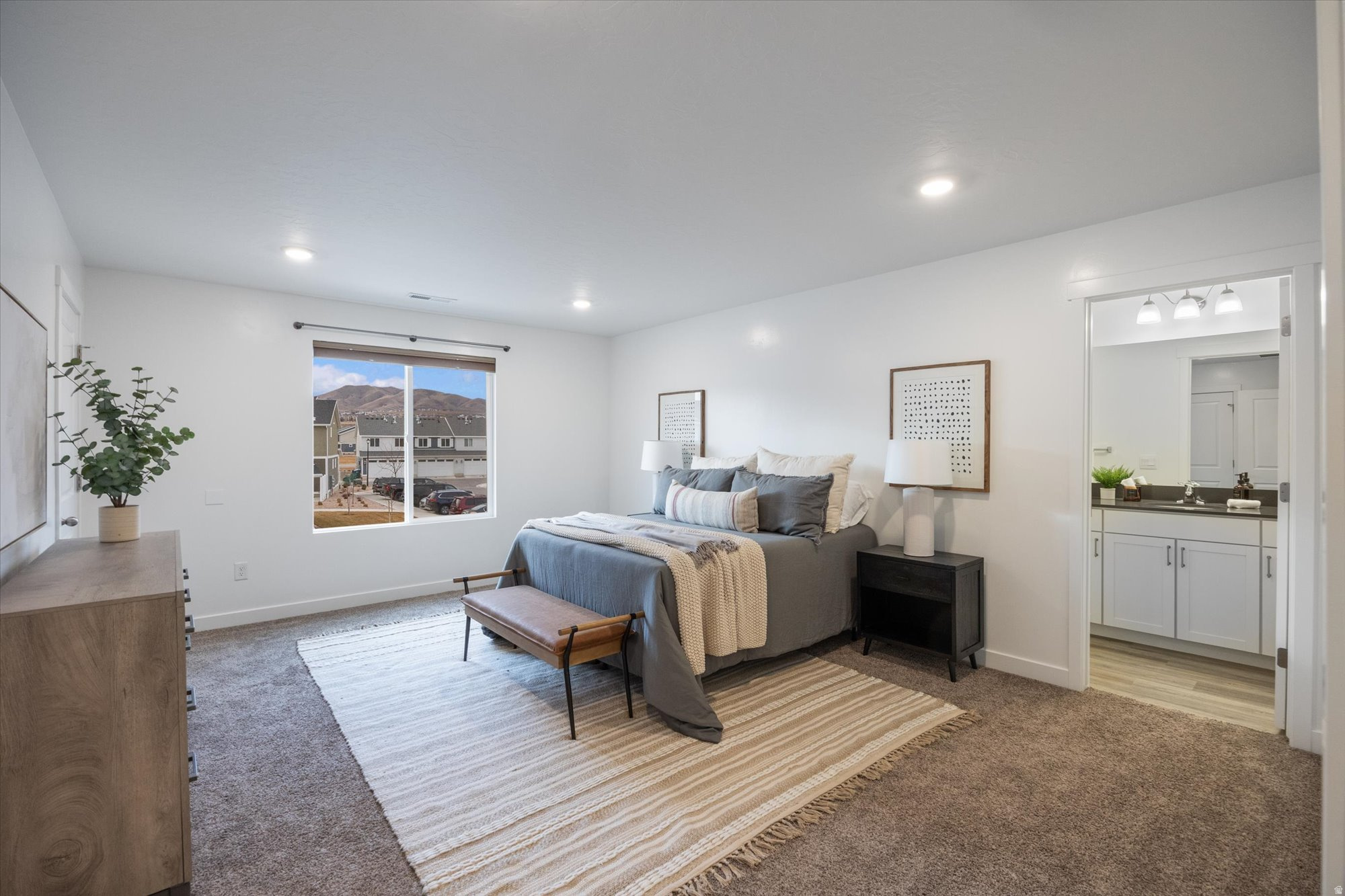 SPRING RANCH - Residential