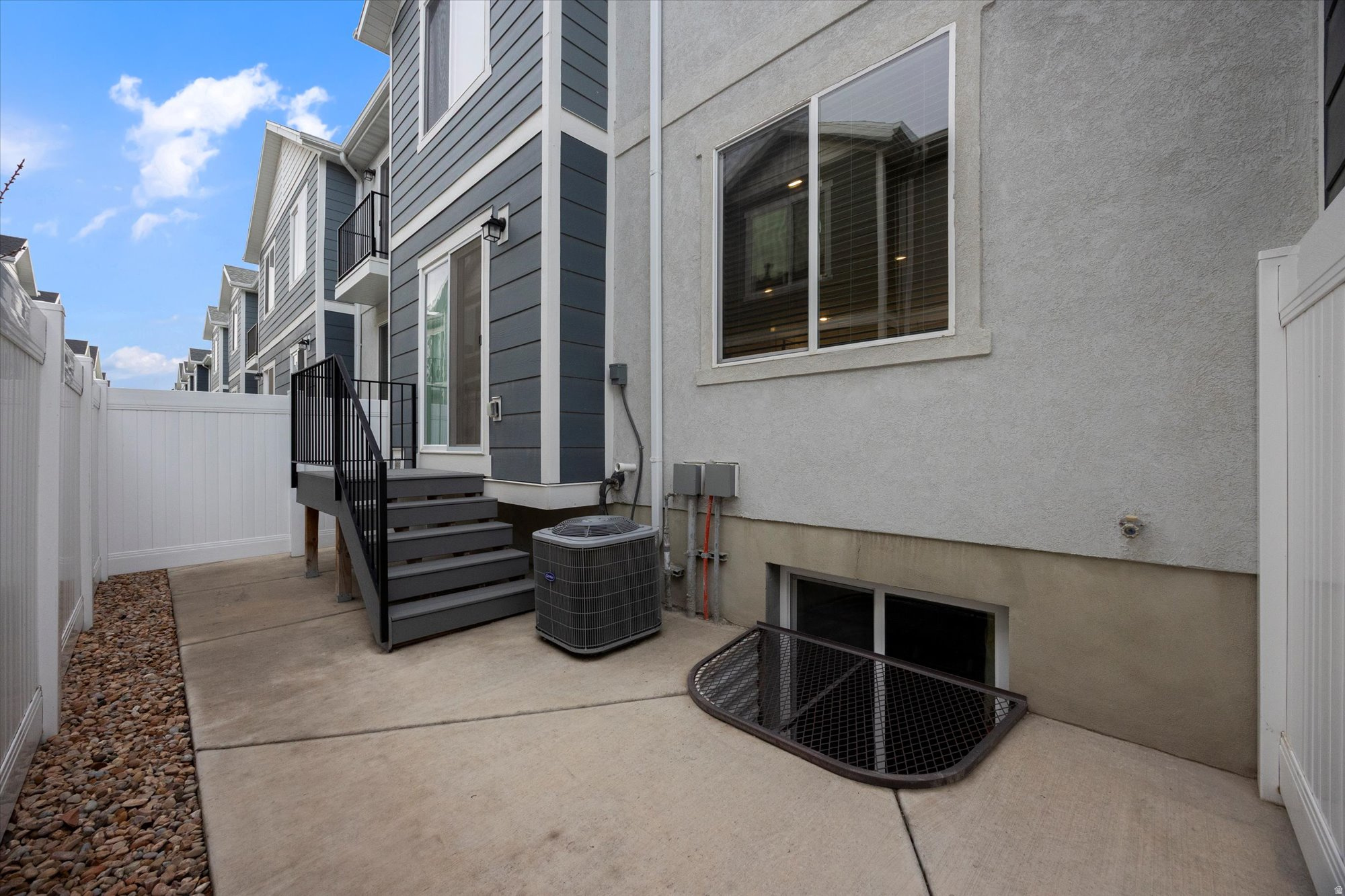 SPRING RANCH - Residential