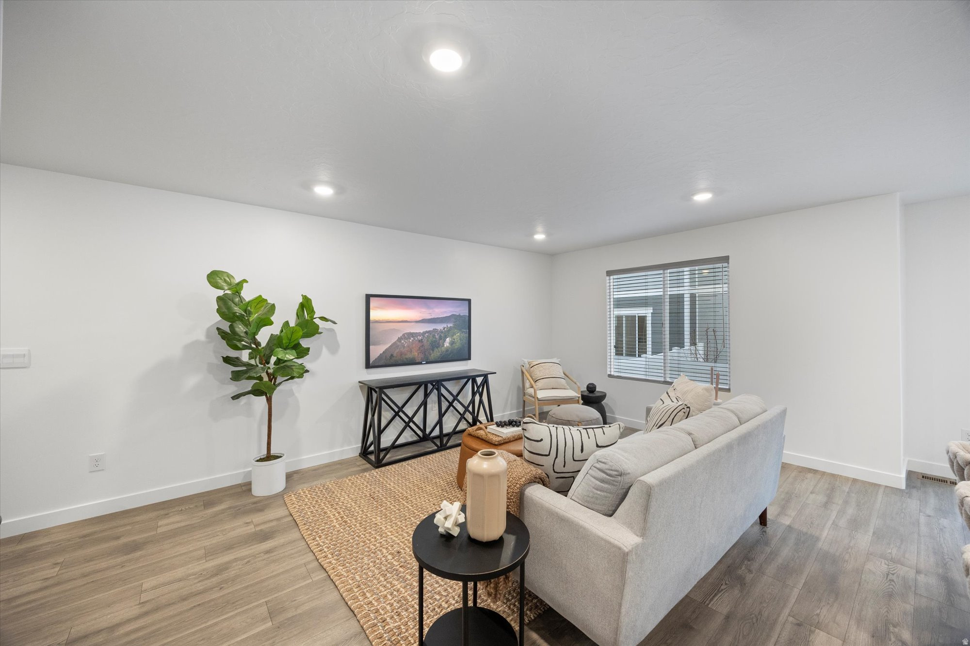 SPRING RANCH - Residential