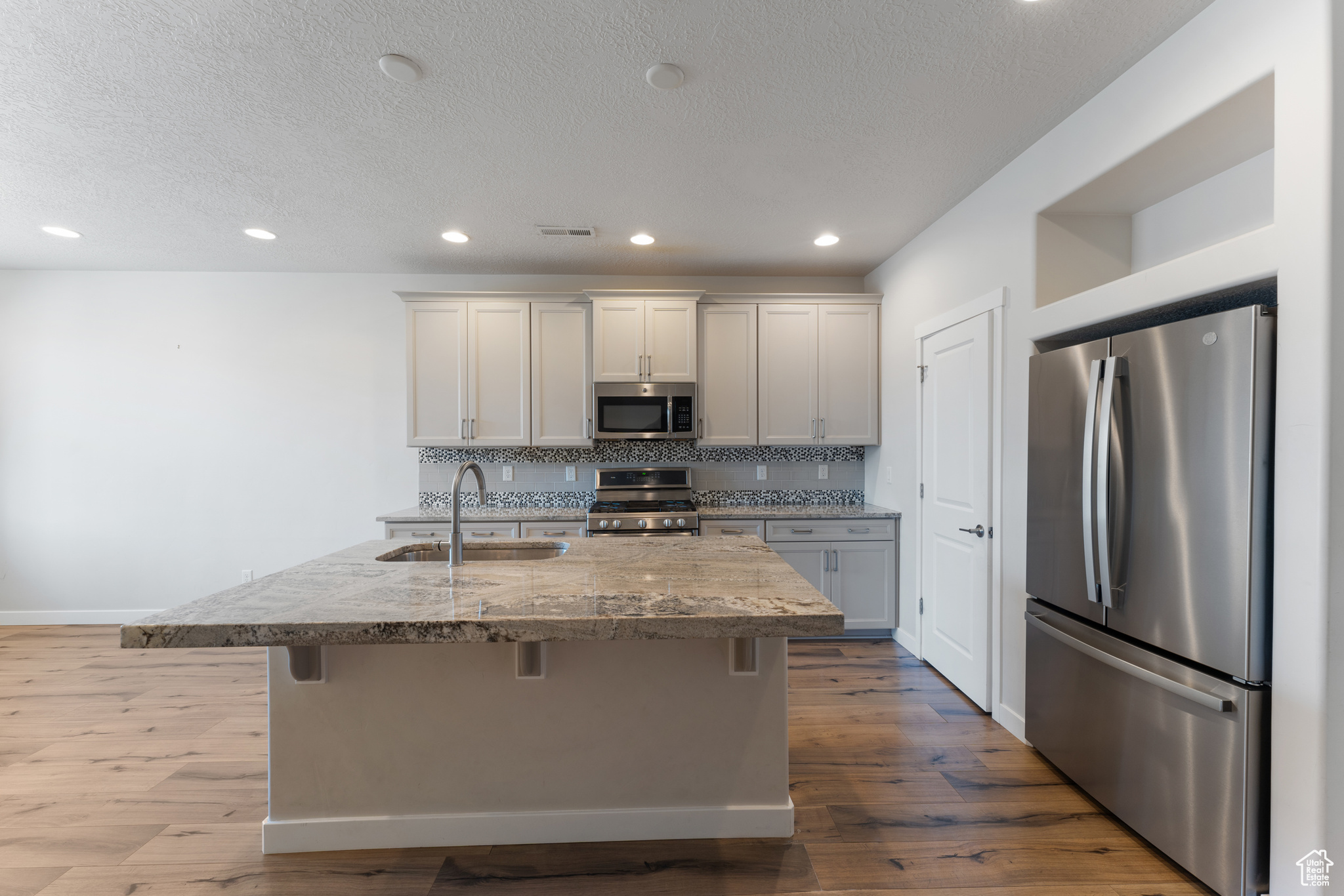 44 N Jackson Ave, Farmington, Utah image 6