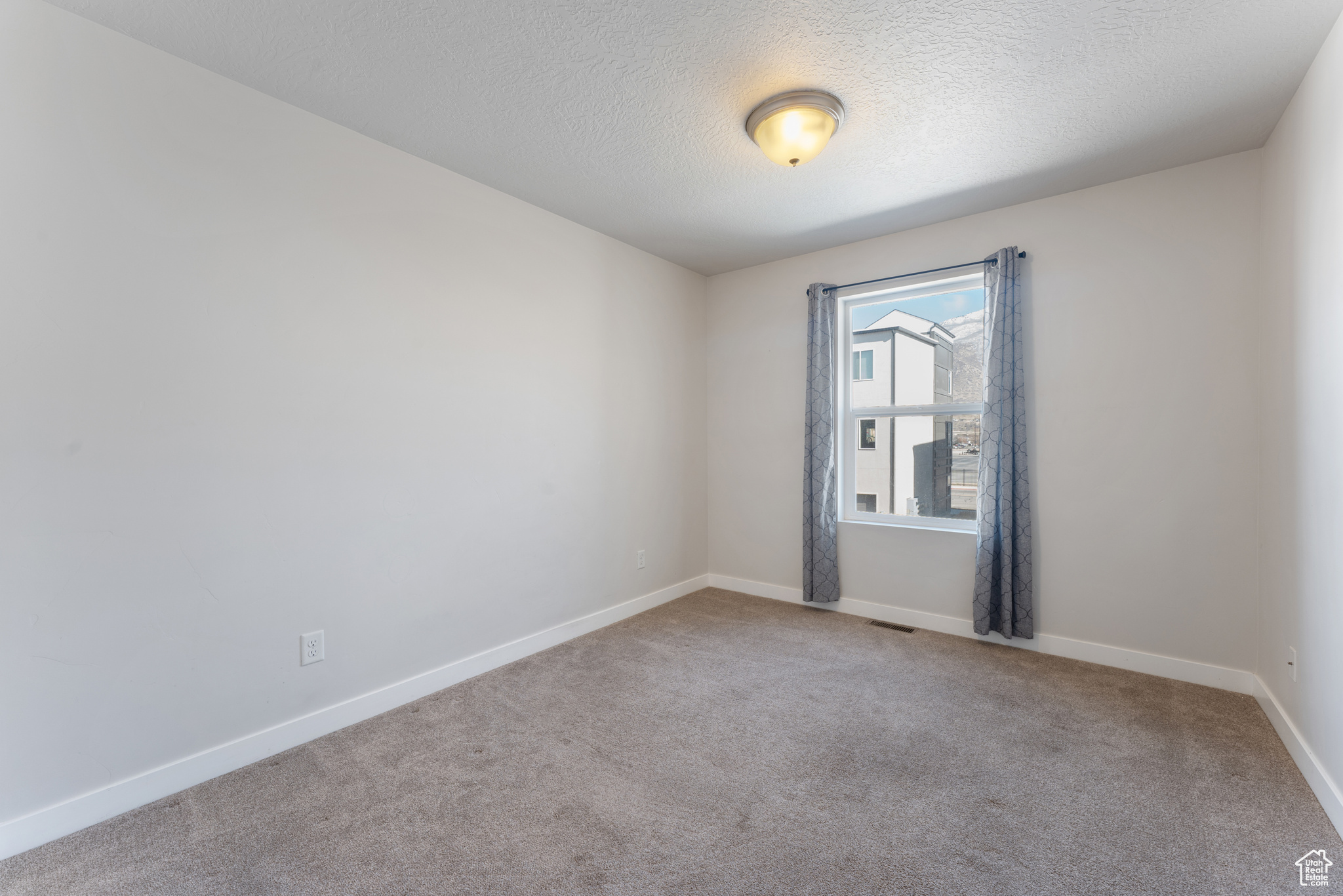 44 N Jackson Ave, Farmington, Utah image 12