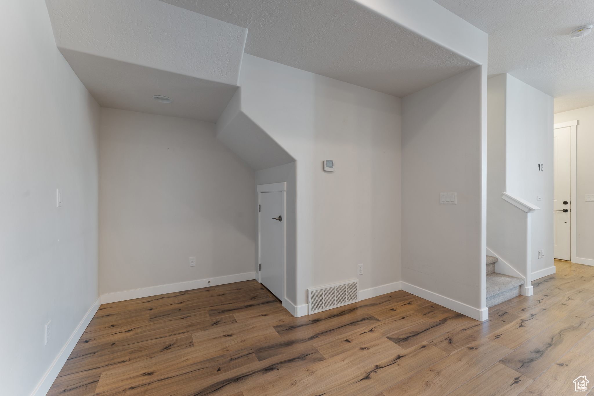 44 N Jackson Ave, Farmington, Utah image 4
