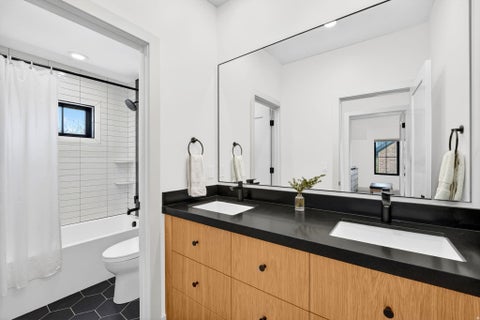 Tiny photo for 1007 S COTTAM LN E, Salt Lake City, UT 84105 (MLS # 2184244)