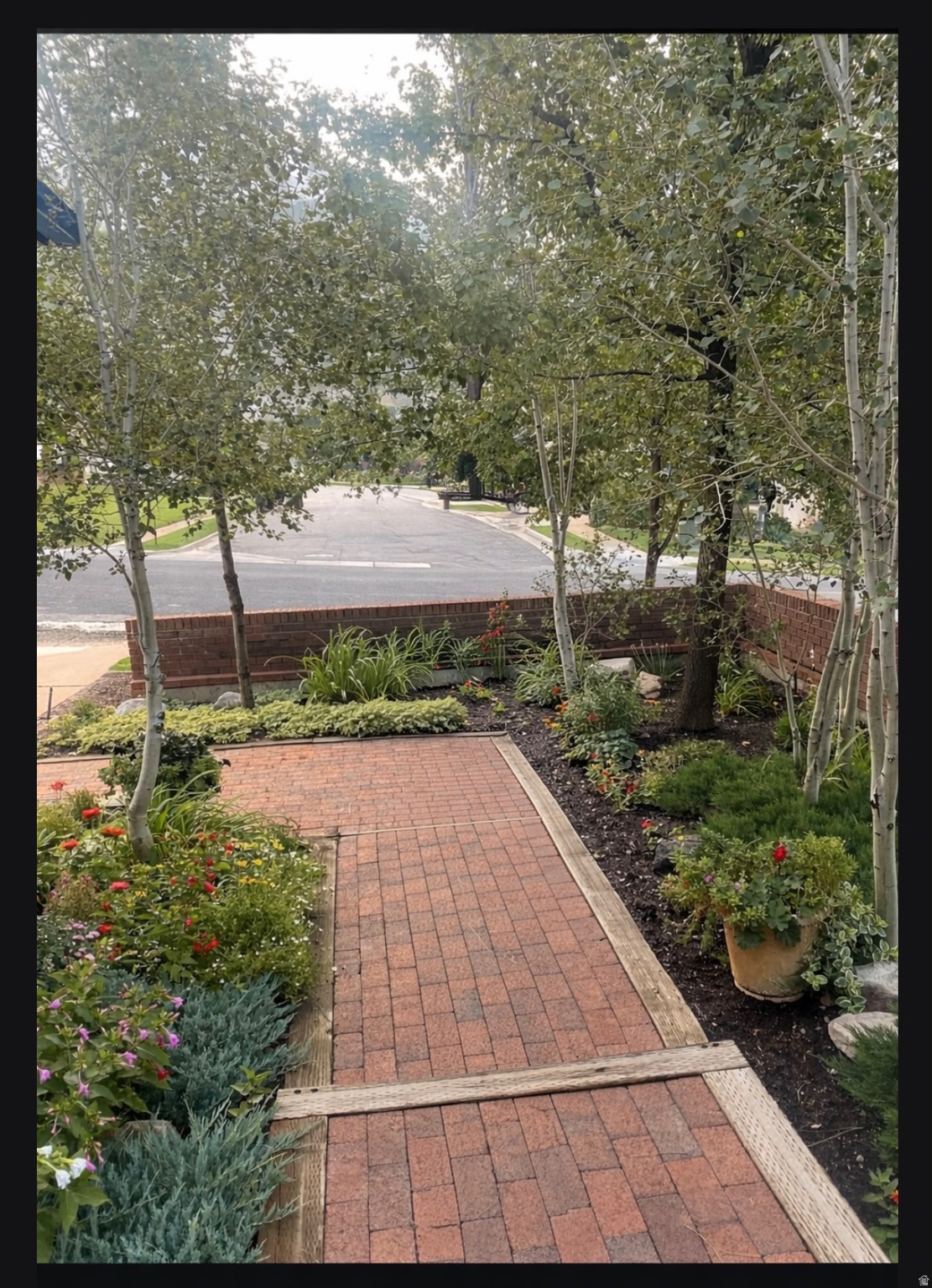 INDIAN HILLS - Residential