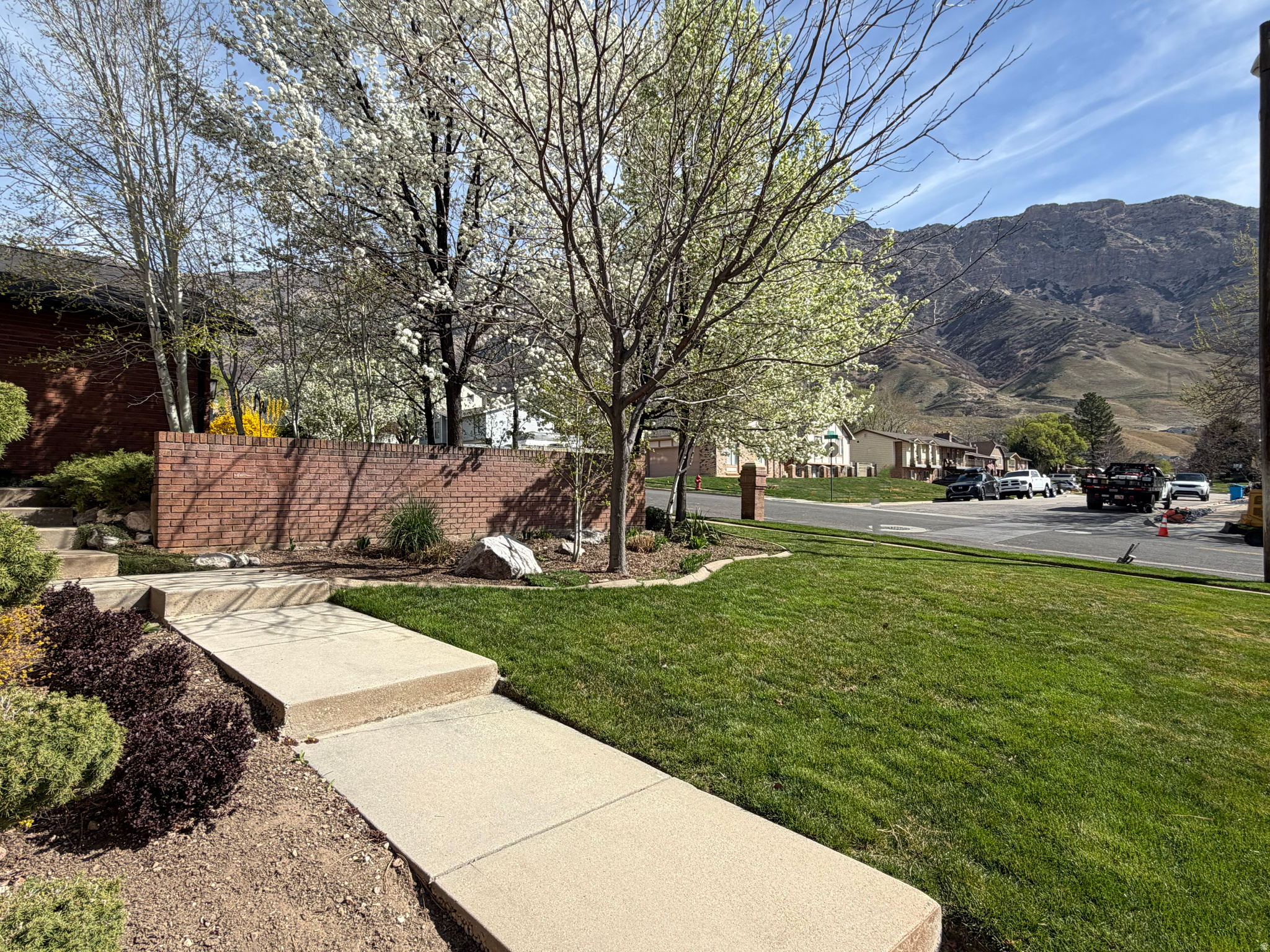 INDIAN HILLS - Residential