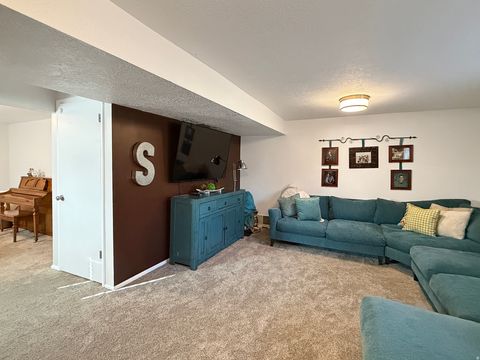 Tiny photo for 3251 N 1050 E, North Ogden, UT 84414 (MLS # 2132365)