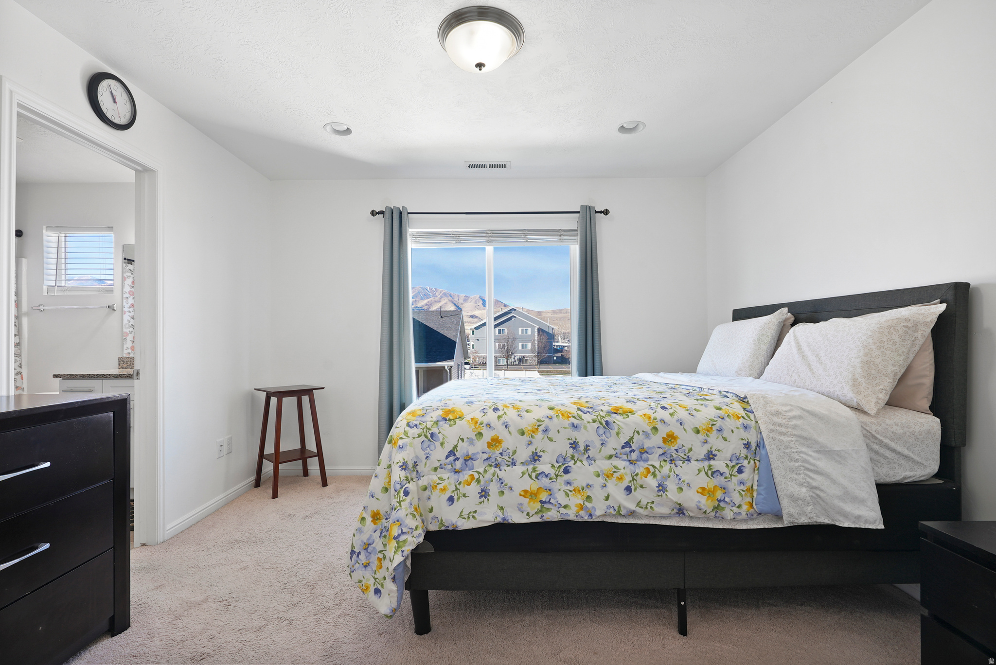 WINDSOR ESTATES - Residential