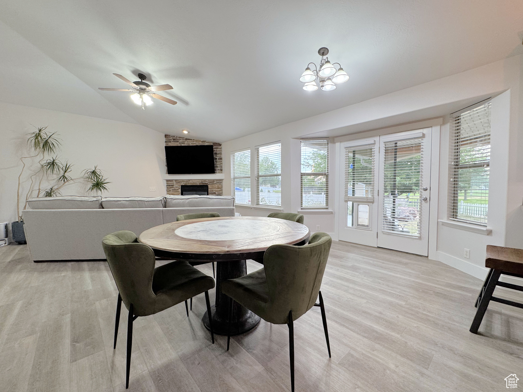 GOLF COURSE ISLAND - Residential