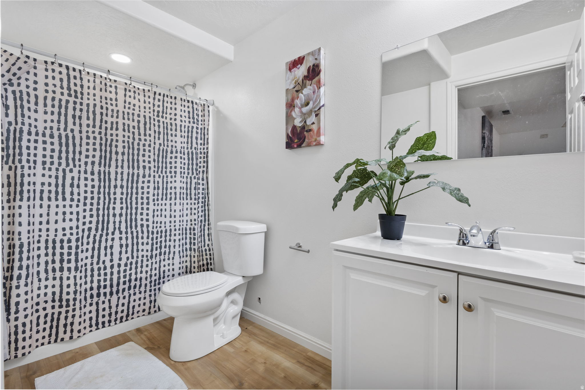 COUNTRY SIDE - Residential Income