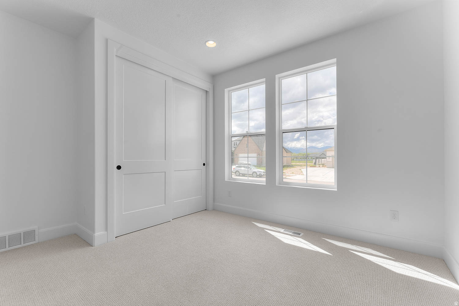 BIG WILLOW CREEK 312 - Residential