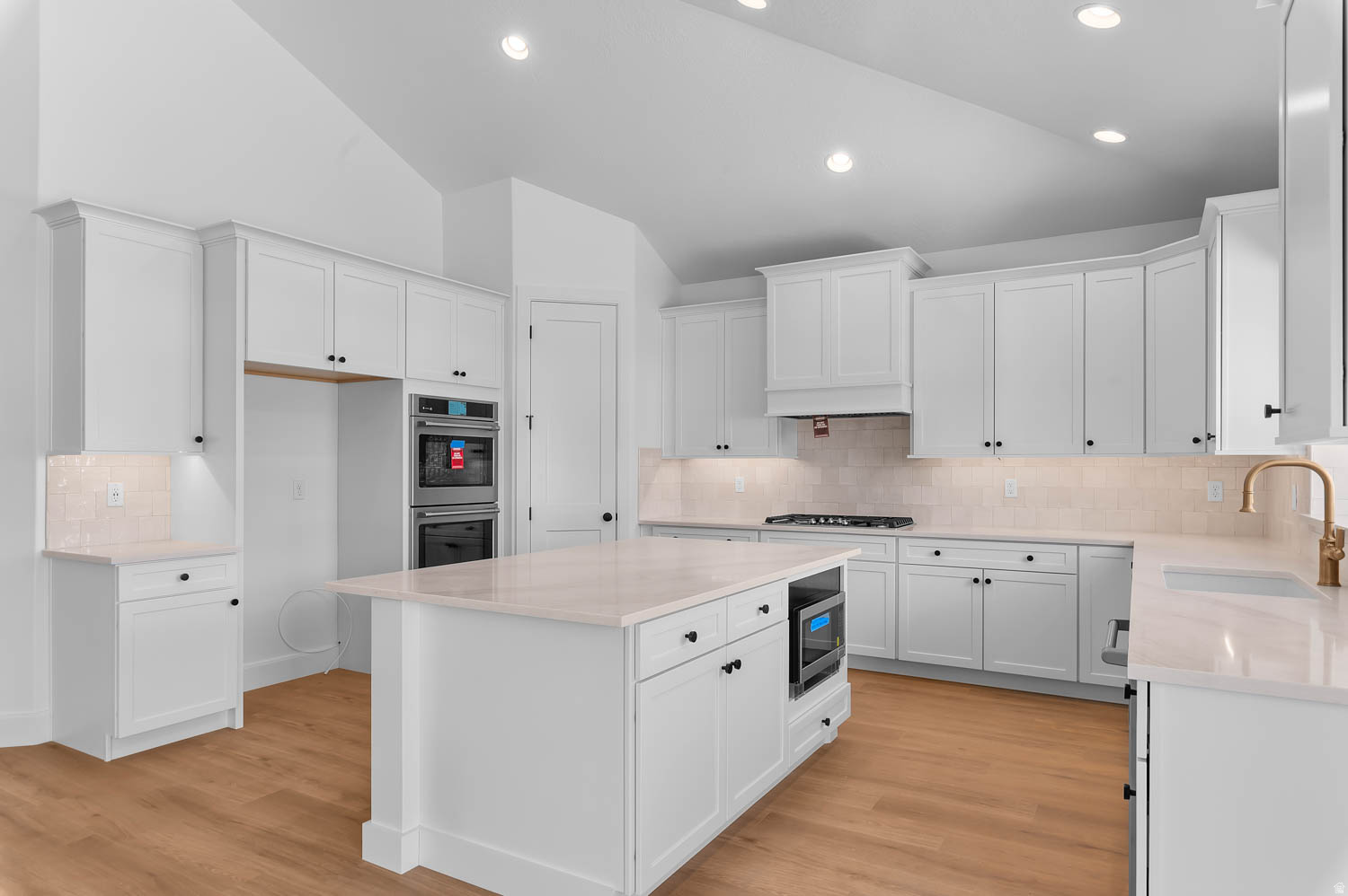 BIG WILLOW CREEK 312 - Residential