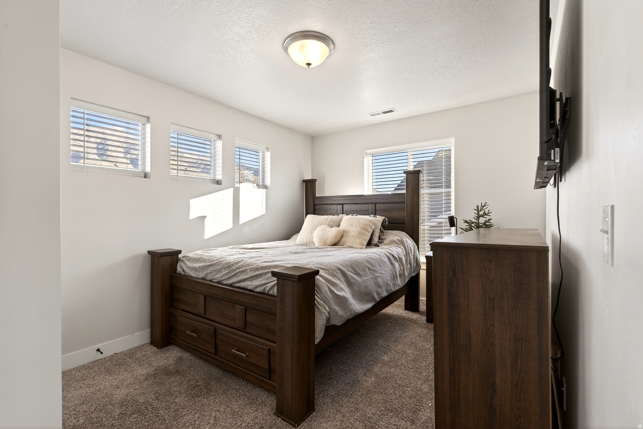 EAGLE POINT - Residential