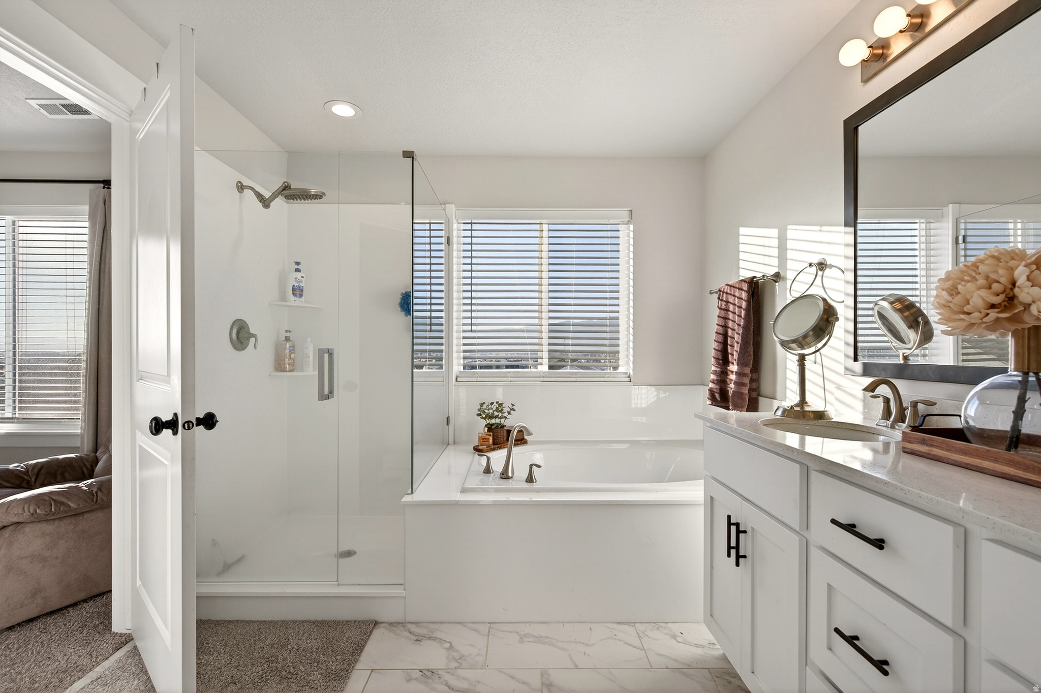 EAGLE POINT - Residential