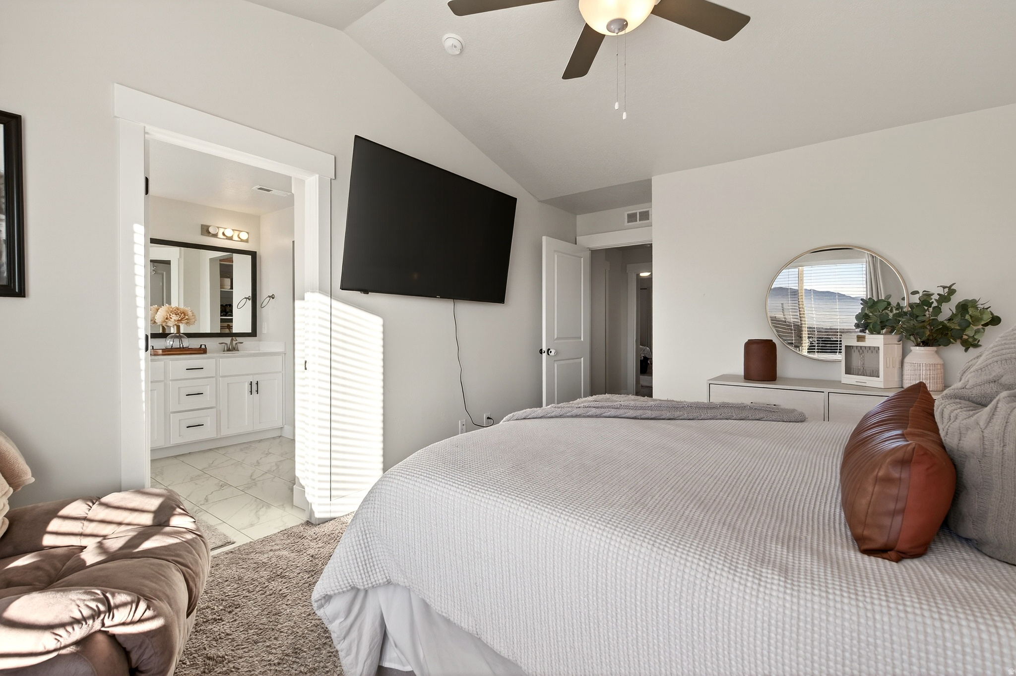 EAGLE POINT - Residential