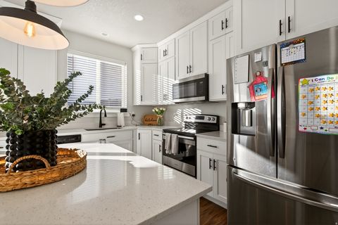 Tiny photo for 4097 N CEDAR VALLEY DR, Eagle Mountain, UT 84005 (MLS # 2127550)