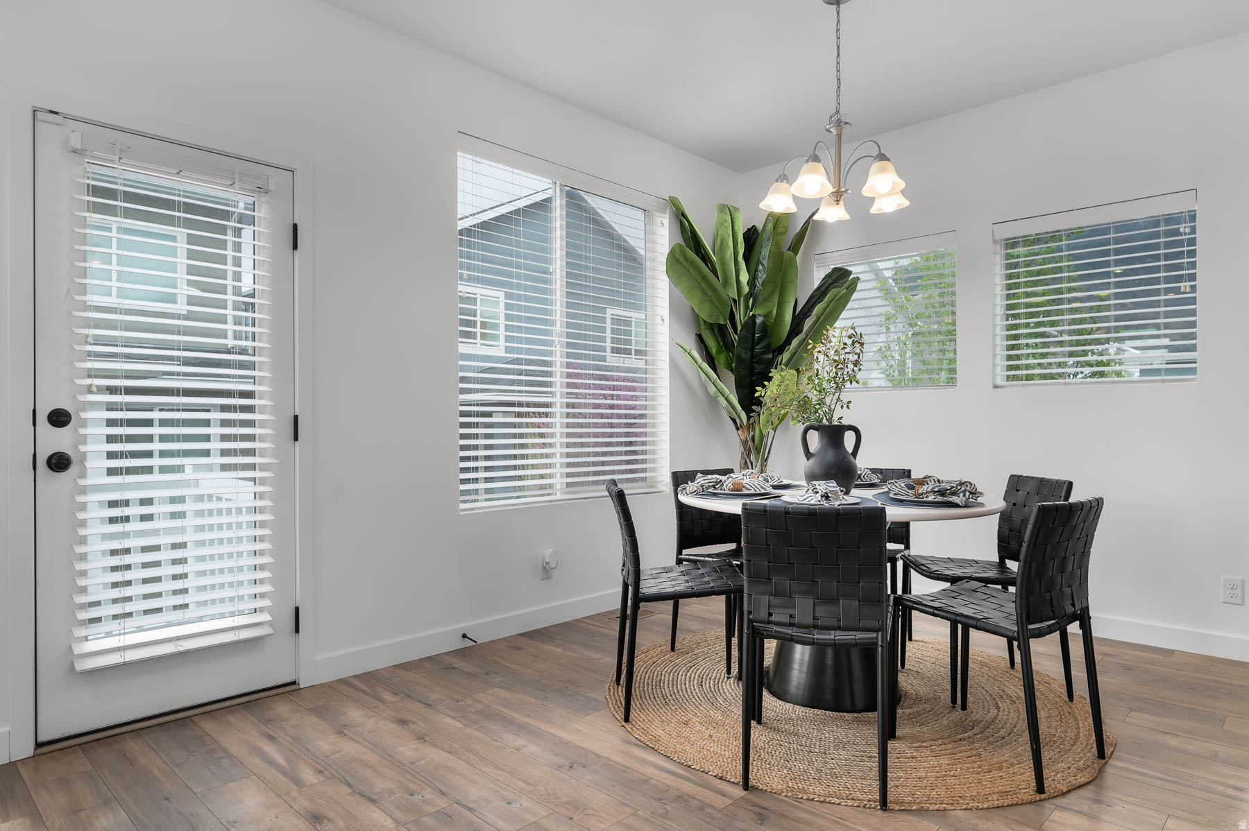 CEDAR CANYON - Residential