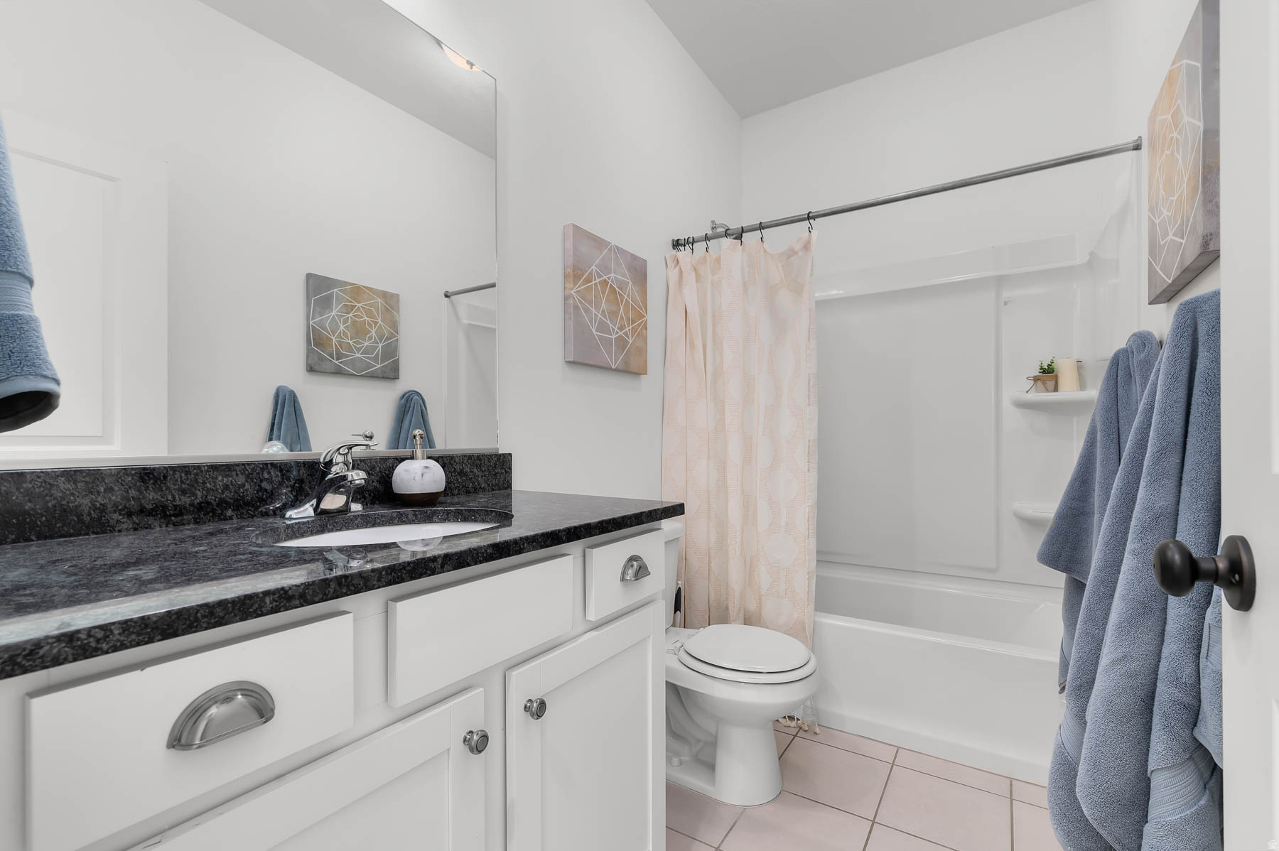 CEDAR CANYON - Residential