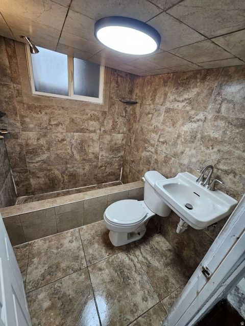 Tiny photo for 42 E SUNSET AVE, South Salt Lake, UT 84115 (MLS # 2142709)