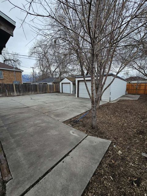 Tiny photo for 42 E SUNSET AVE, South Salt Lake, UT 84115 (MLS # 2142709)
