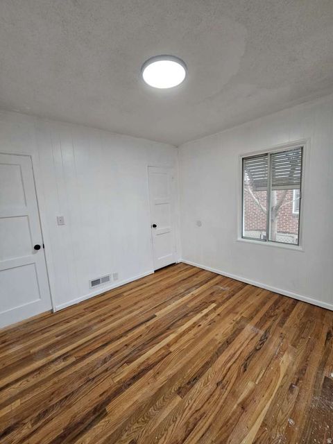 Tiny photo for 42 E SUNSET AVE, South Salt Lake, UT 84115 (MLS # 2142709)