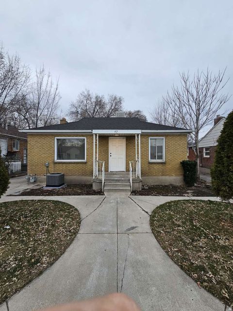 Photo of 42 E SUNSET AVE, South Salt Lake, UT 84115 (MLS # 2142709)