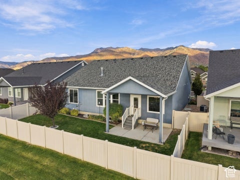 Tiny photo for 5679 S 650 E, Washington Terrace, UT 84405 (MLS # 2189616)